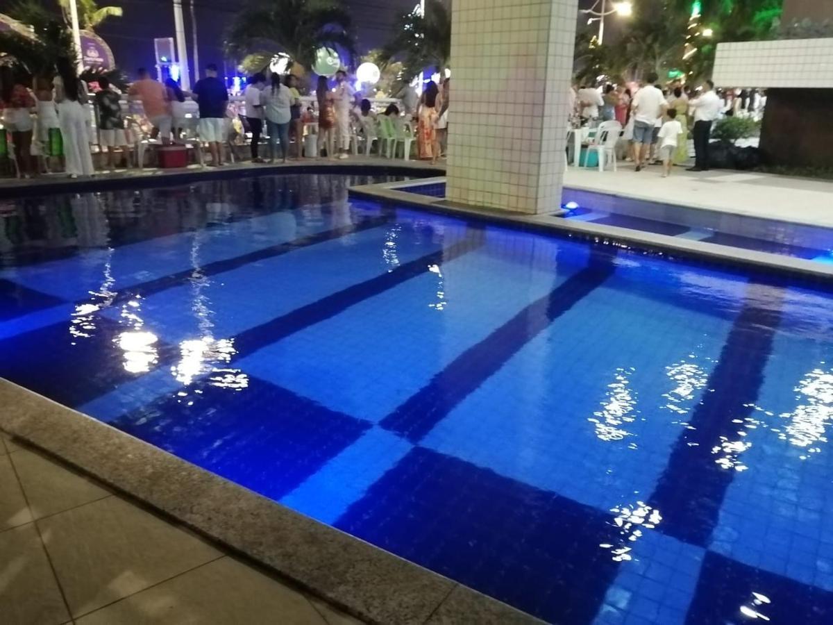 Edificio,terraço Do Atlantico, 2 Quartos, 2 Banhos, No Aterro Da De Iracema * Fortaleza (Ceara)