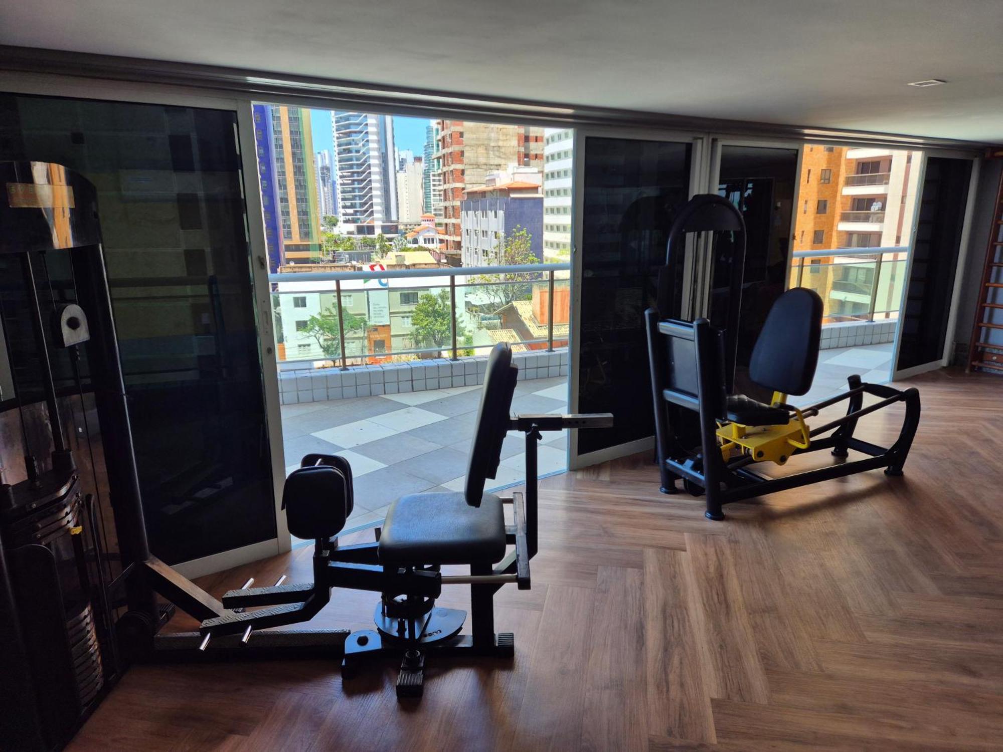 Edificio,terraço Do Atlantico, 2 Quartos, 2 Banhos, No Aterro Da De Iracema *